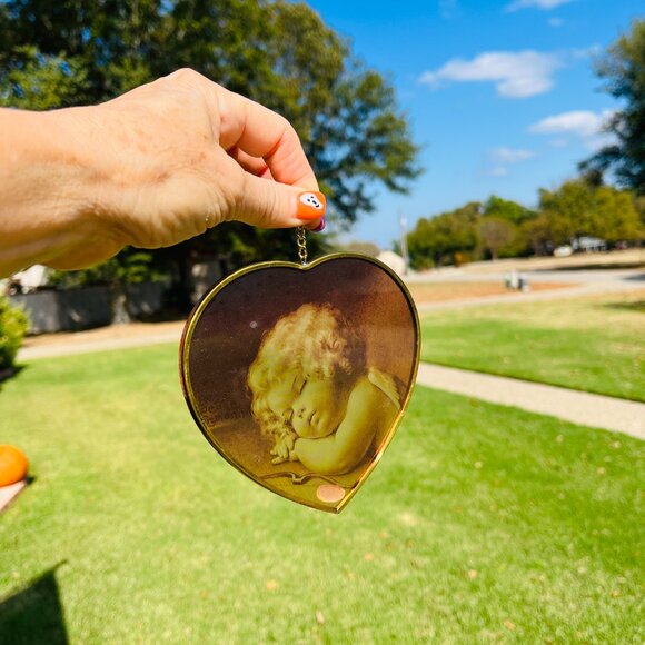 Vintage Enesco glass sun catcher of cupid sleeping - Picture 2 of 7